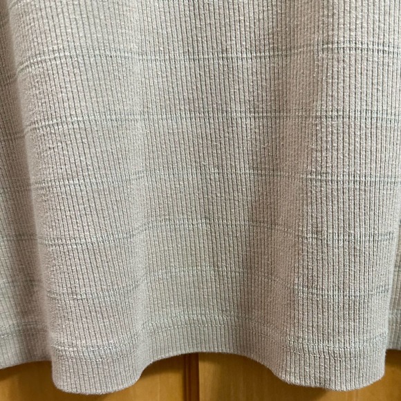 EUC, Claiborne Men’s Sz XXL Tan with Cream Trim V-Neck, Ribbed Short Sleeve Polo - Picture 5 of 9